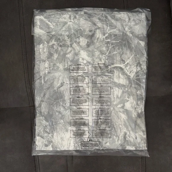 Hollister Camouflage mens T-Shirt - Picture 7 of 7